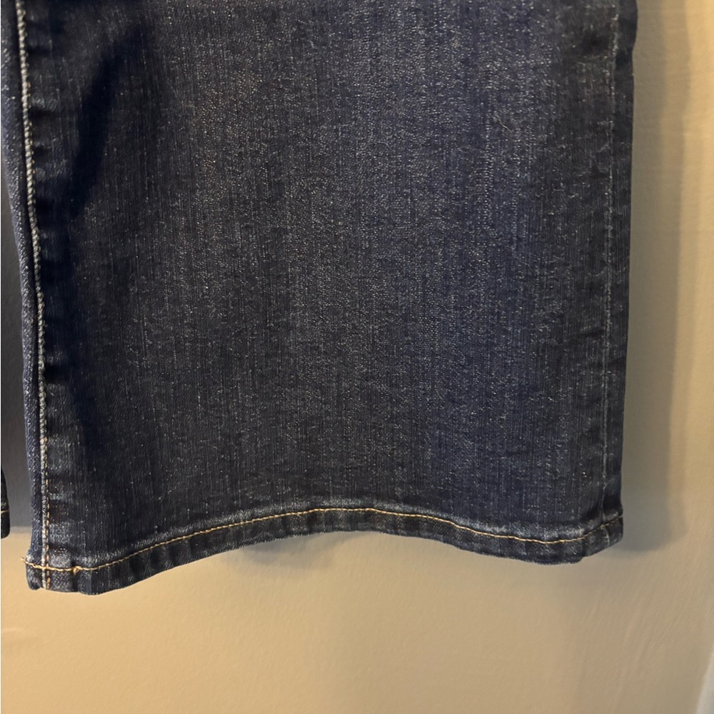 Lucky Brand Women's Sweet Midrise Flare Jeans - 6/28 - NWT - Picture 9 of 9